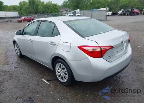 2018 Toyota Corolla Le z USA, uszkodzony, nr VIN 2T1BURHE9JC007778